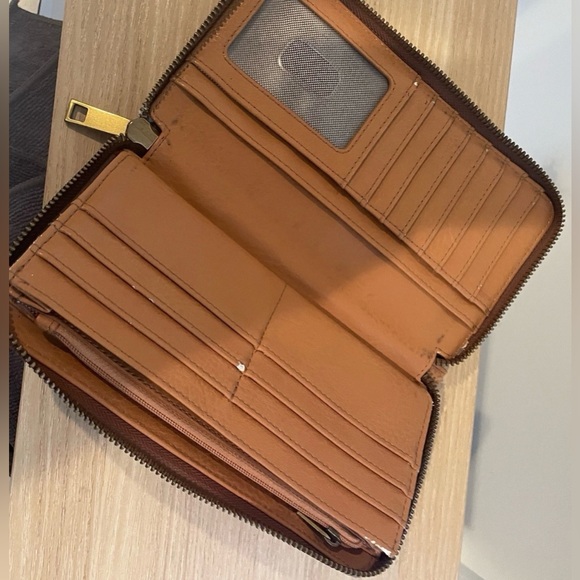 FOSSIL Brown Weave Imprint Leather Zip Around Clutch Wallet - Picture 10 of 16